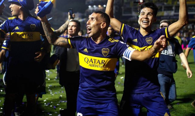 Carlos Tévez célébrant le titre de Boca Juniors
