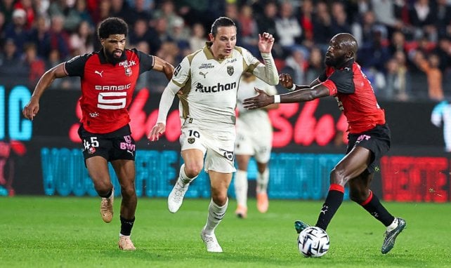 Florian Thauvin en action avec le RC Lens. 