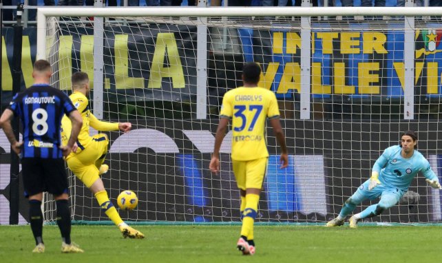 Thomas Henry a raté son penalty avec Vérone 