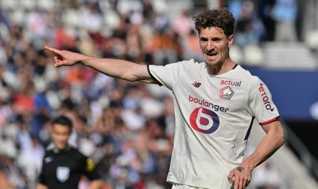 Thomas Meunier file en Premier League