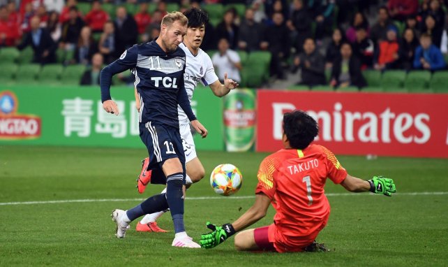 Ola Toivonen en action avec le Melbourne Victory 