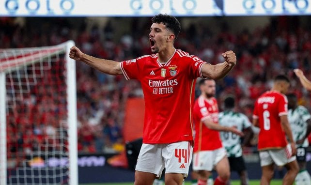 Tomas Araujo avec Benfica