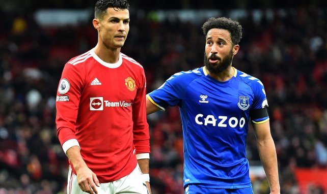 Andros Townsend avec Cristiano Ronaldo