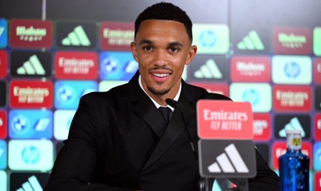 Trent Alexander-Arnold lors de sa présentation au Real Madrid