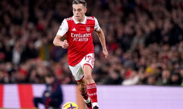 Leandro Trossard sous le maillot d'Arsenal
