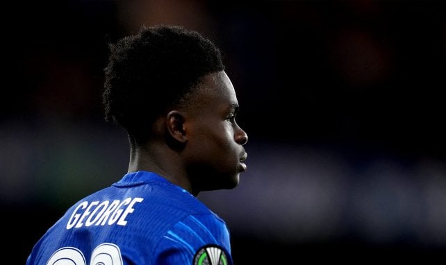Tyrique George file en prêt à Everton  
