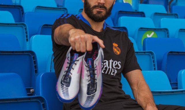 Karim Benzema présente les F50 spécial Ligue des Champions