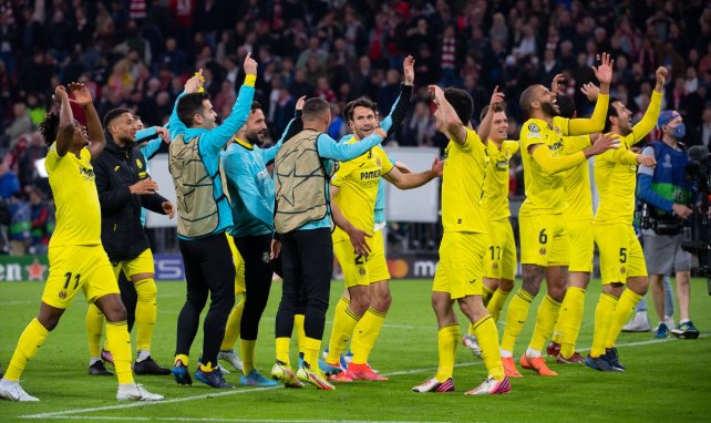Les joueurs de Villarreal fêtent leur qualification à l'Allianz Arena
