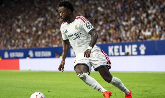 Real Madrid : déjà une énorme polémique avec Vinicius Jr, Courtois et Mourinho