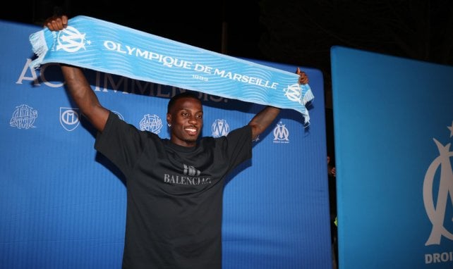 Timothy Weah lors de son arrivée à Marseille