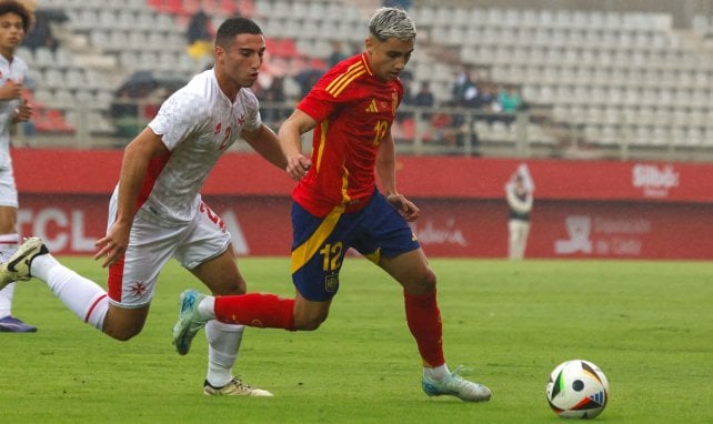 Yeremay avec les équipes de jeunes de l'Espagne