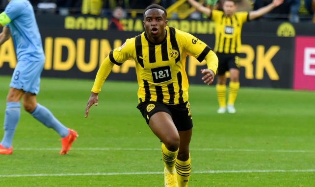 Youssoufa Moukoko avec le Borussia Dortmund