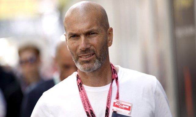 Équipe de France : Zinedine Zidane est prêt à prendre la suite de Didier Deschamps !